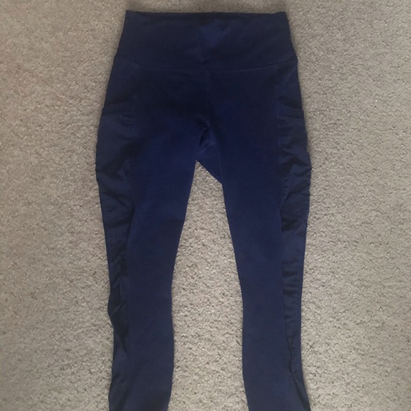 Fabletics Mila High Waisted Pocket Leggings - Picture 2 of 3